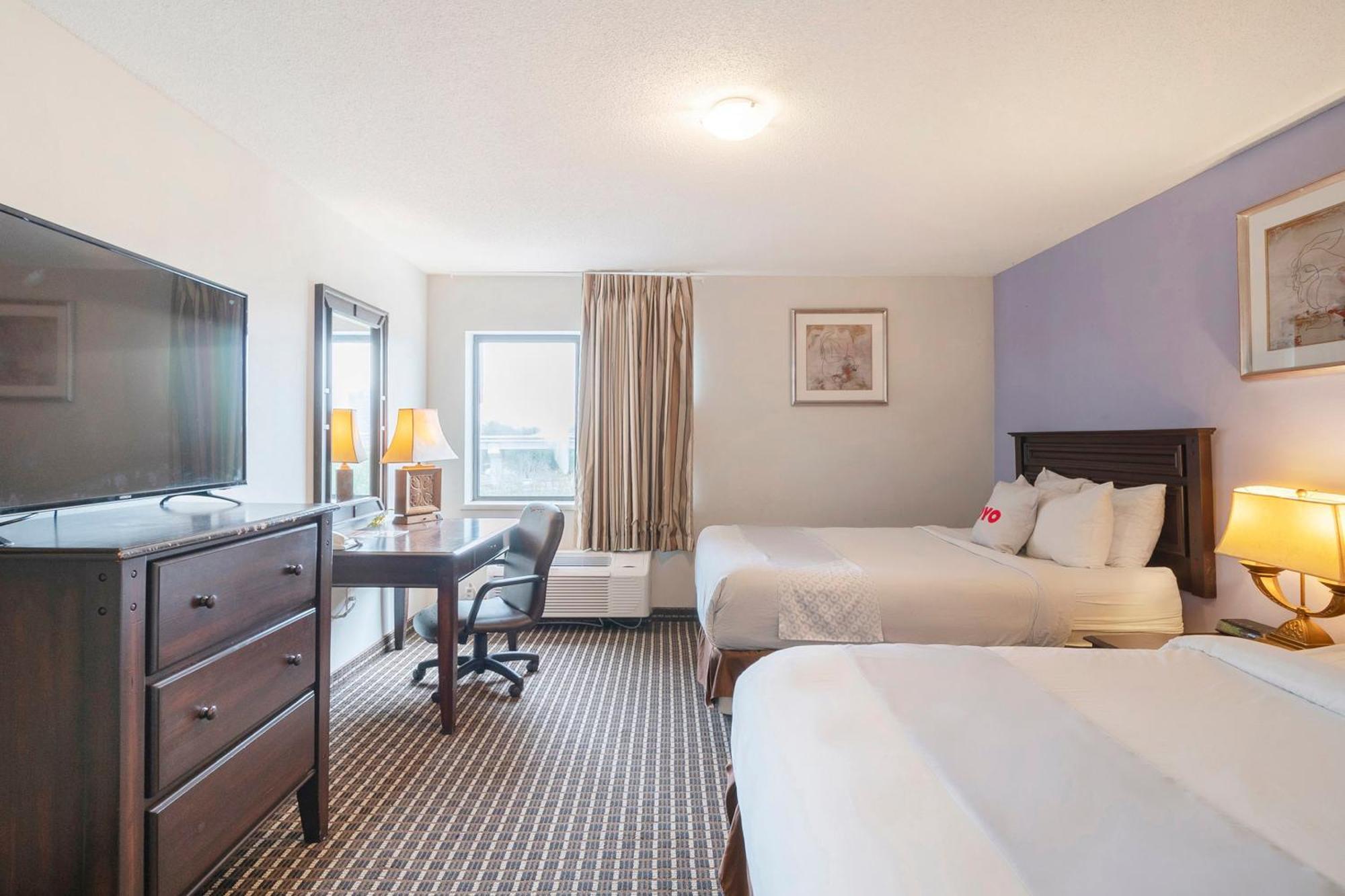 Oyo Townhouse Houston Airport North Hotel Luaran gambar