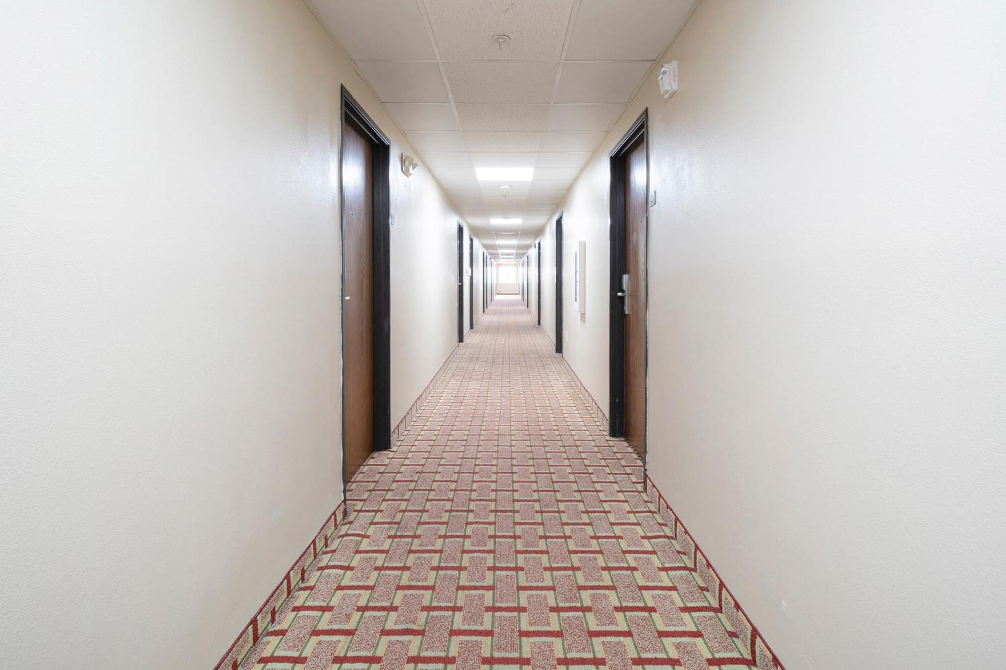 Oyo Townhouse Houston Airport North Hotel Luaran gambar